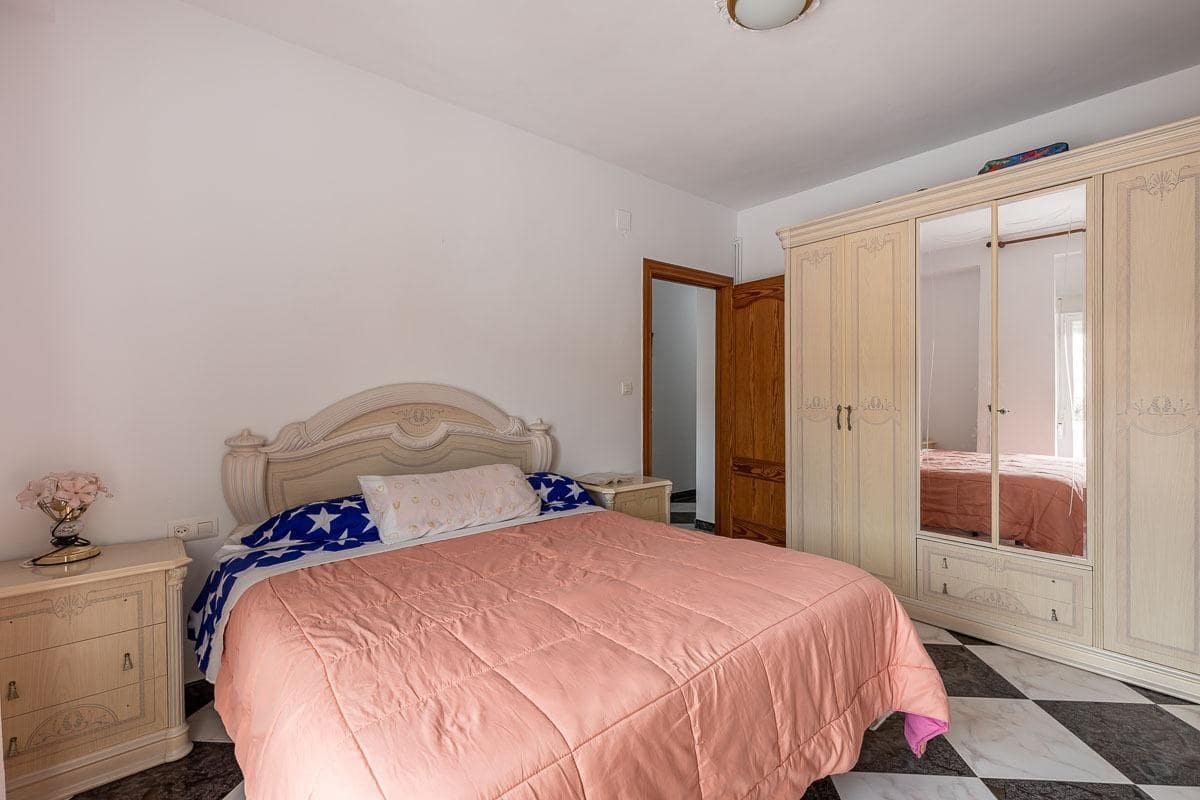 4 bedroom Villa for sale in Jayena - € 80,000 (Ref: 8886083)