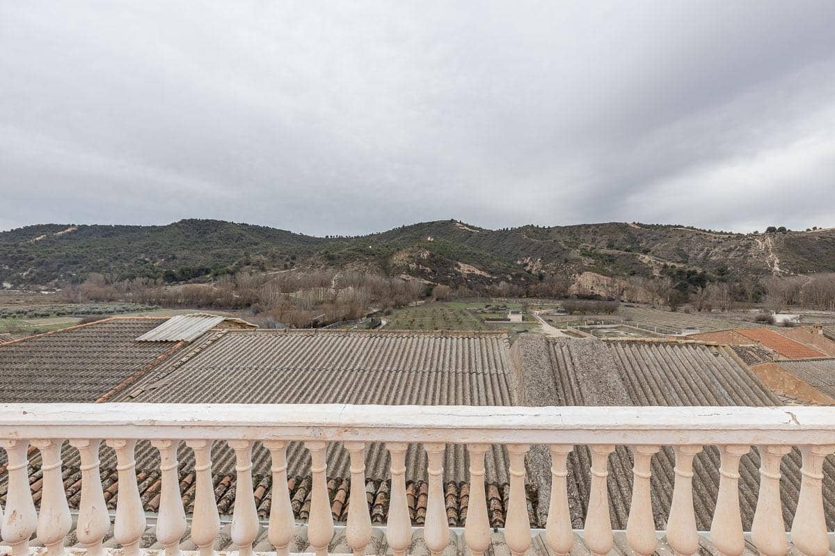 4 bedroom Villa for sale in Jayena - € 80,000 (Ref: 8886083)