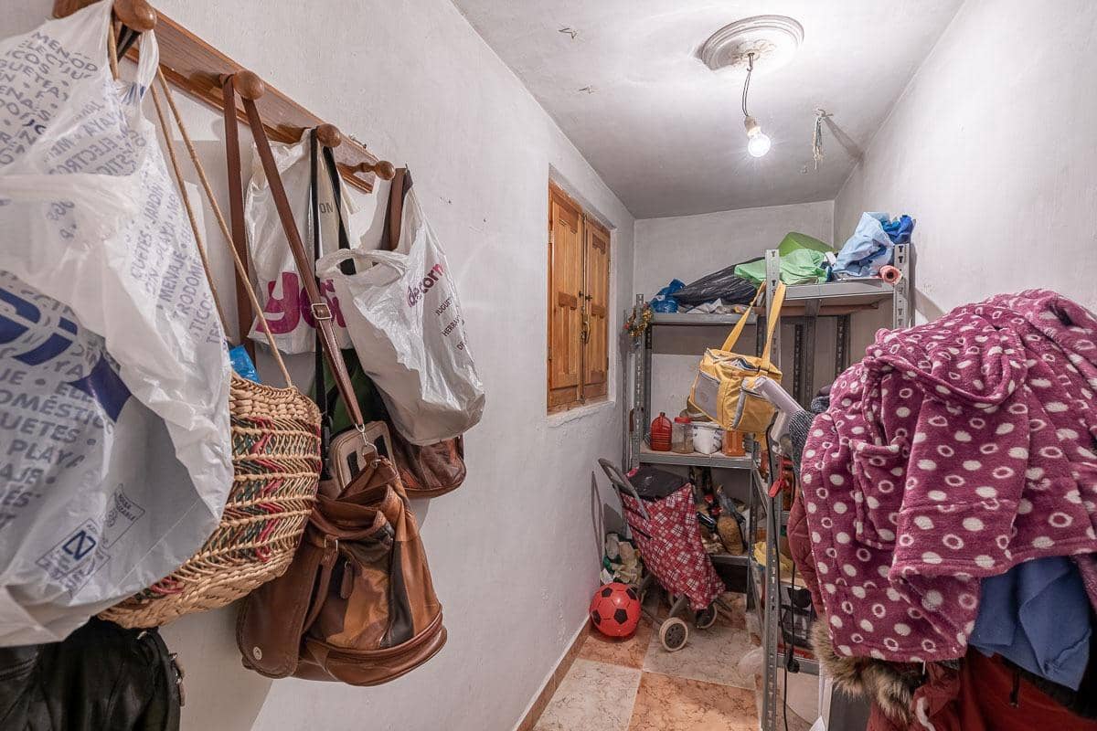 4 bedroom Villa for sale in Jayena - € 80,000 (Ref: 8886083)