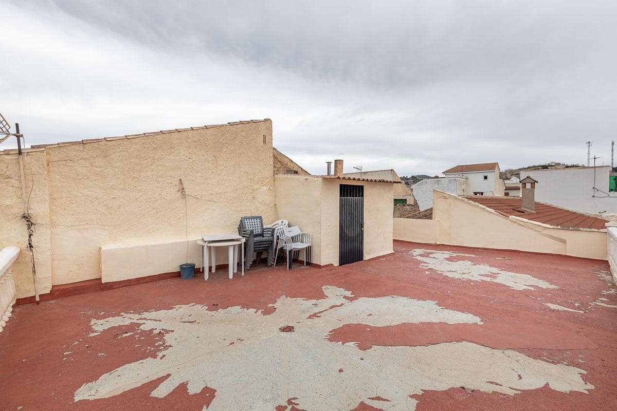 4 bedroom Villa for sale in Jayena - € 80,000 (Ref: 8886083)