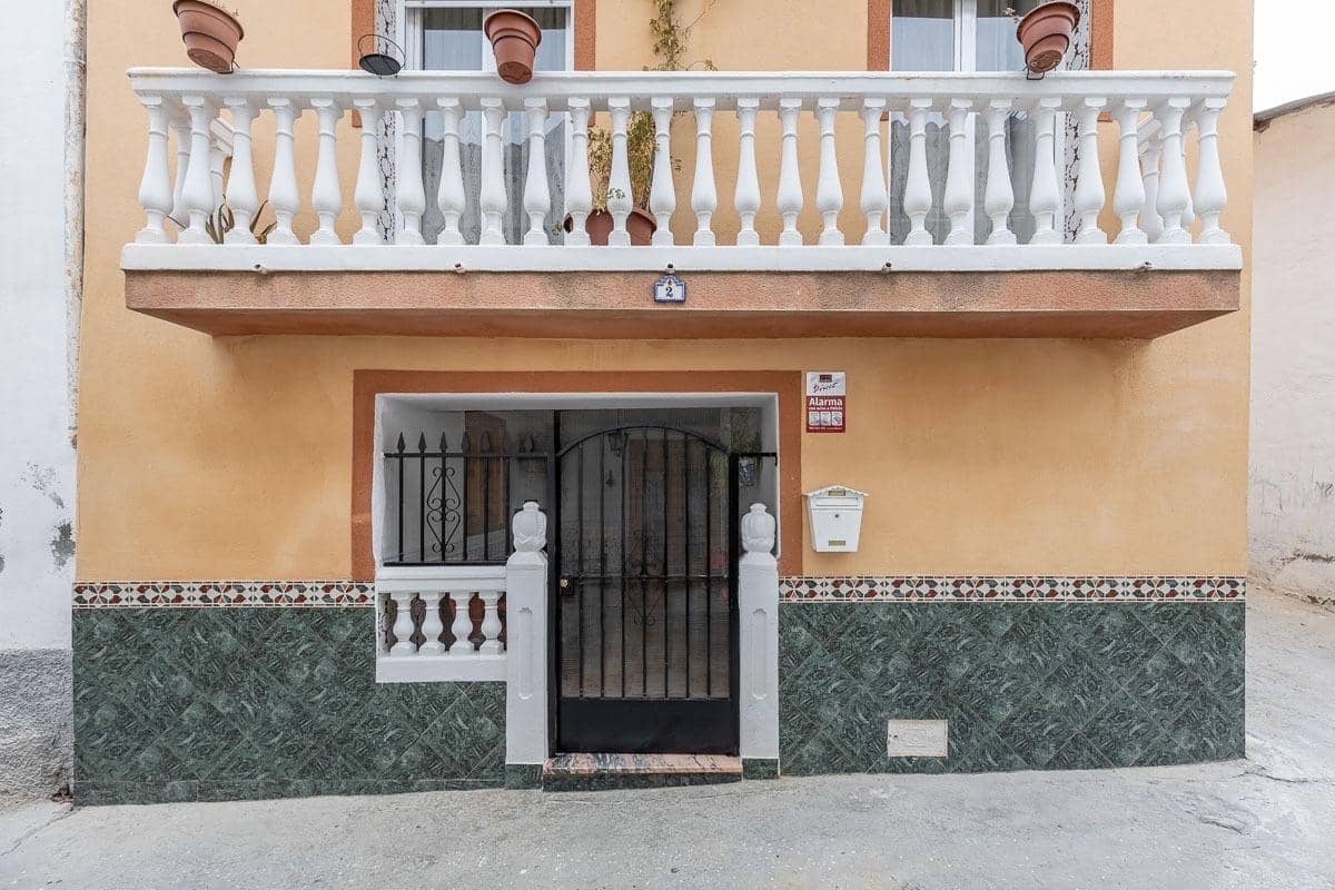 4 bedroom Villa for sale in Jayena - € 80,000 (Ref: 8886083)