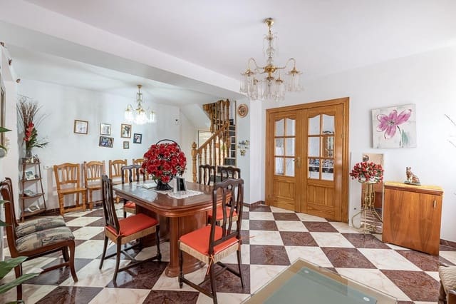 4 bedroom Villa for sale in Jayena - € 80,000 (Ref: 8886083)