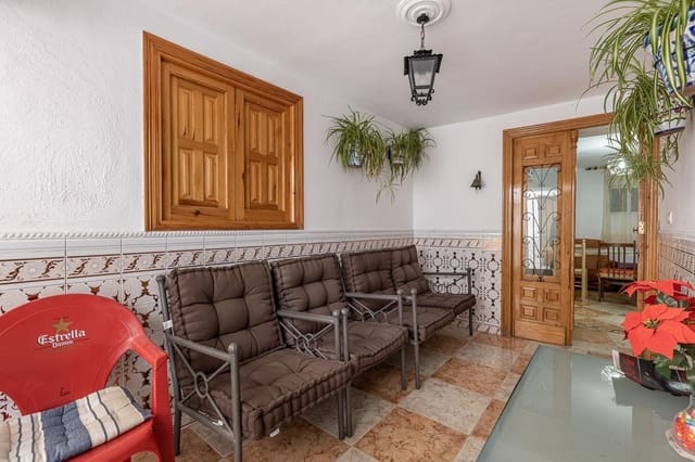 4 bedroom Villa for sale in Jayena - € 80,000 (Ref: 8886083)