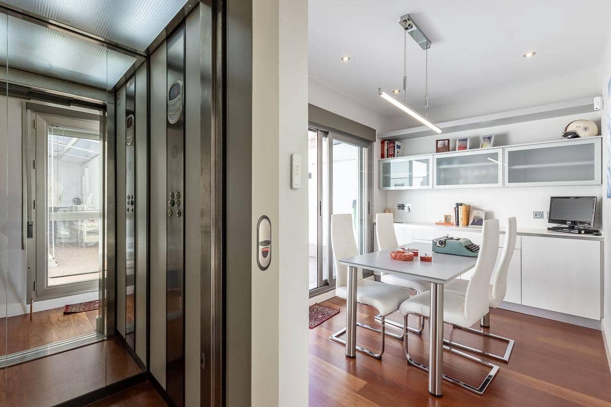 4 soveværelse Villa til salg i Granada by - € 750.000 (Ref: 8900005)