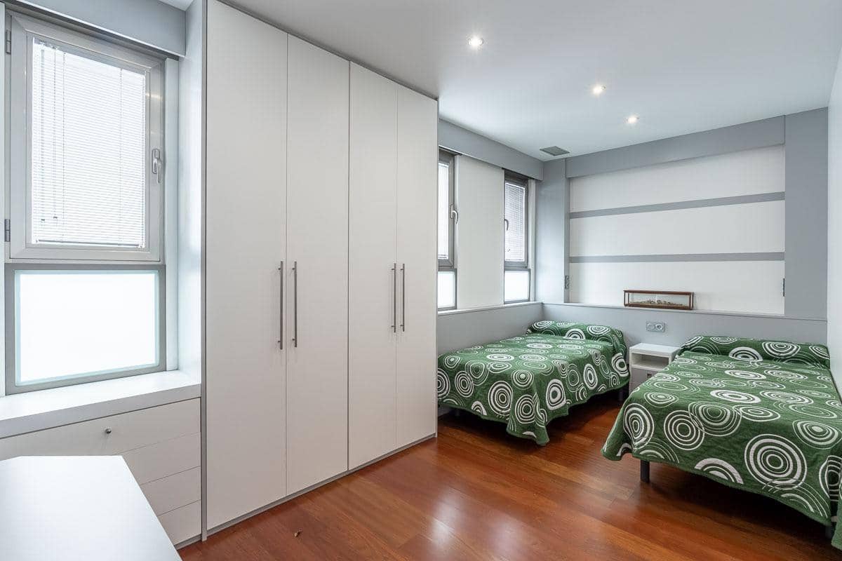 4 soveværelse Villa til salg i Granada by - € 750.000 (Ref: 8900005)