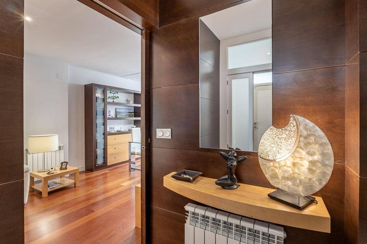 4 soveværelse Villa til salg i Granada by - € 750.000 (Ref: 8900005)