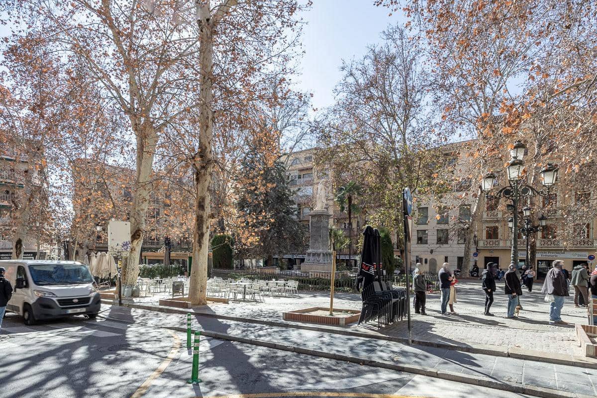 4 soveværelse Villa til salg i Granada by - € 750.000 (Ref: 8900005)