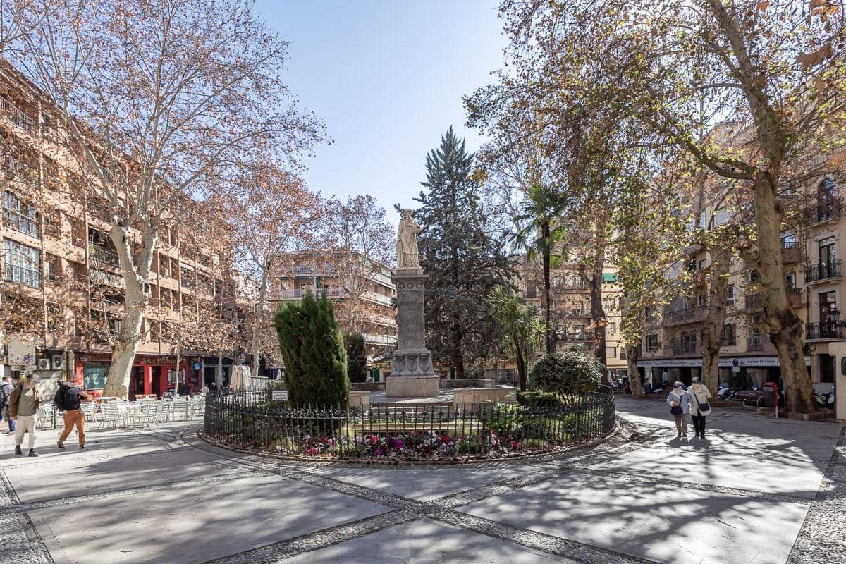 4 soveværelse Villa til salg i Granada by - € 750.000 (Ref: 8900005)