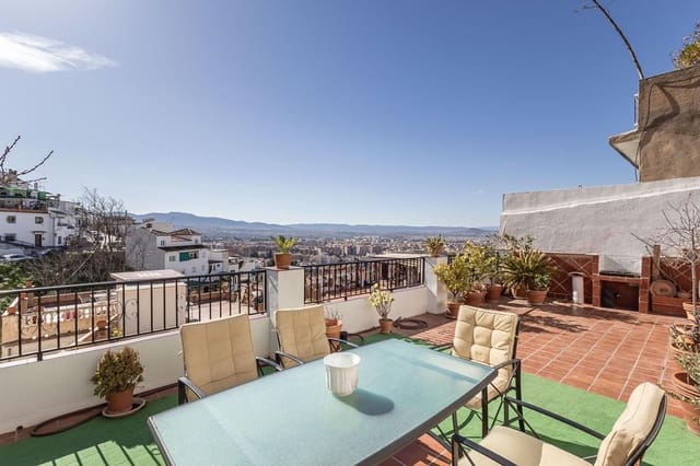 3 soveværelse Villa til salg i Granada by med garage - € 325.000 (Ref: 8900007)