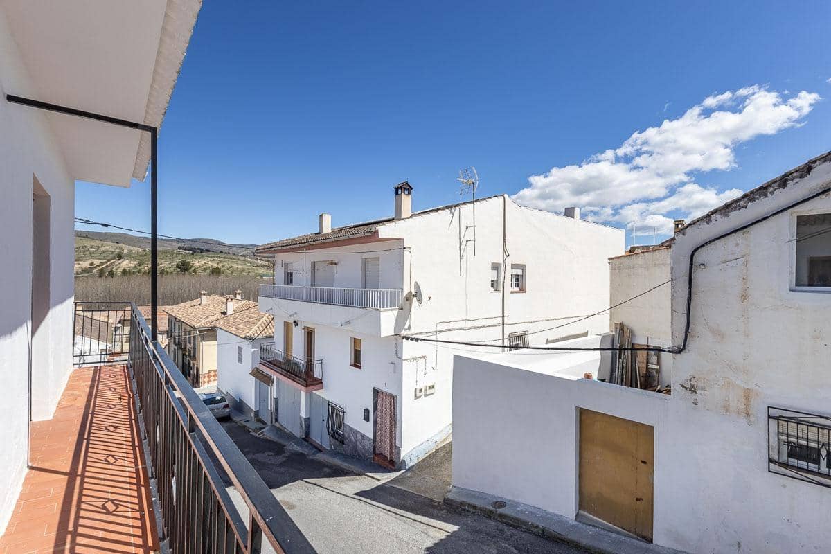 4 soveværelse Villa til salg i Fornes med garage - € 89.000 (Ref: 8907688)