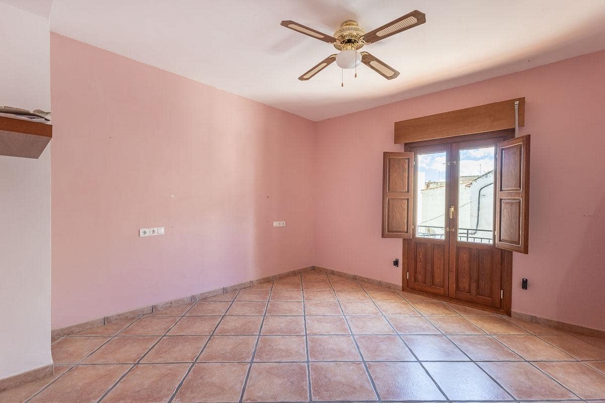 4 soveværelse Villa til salg i Fornes med garage - € 89.000 (Ref: 8907688)