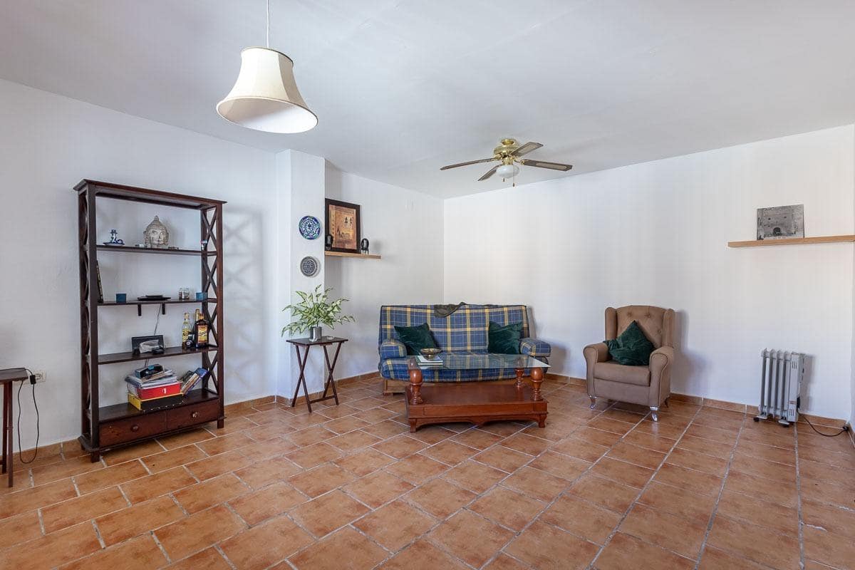 4 soveværelse Villa til salg i Fornes med garage - € 89.000 (Ref: 8907688)