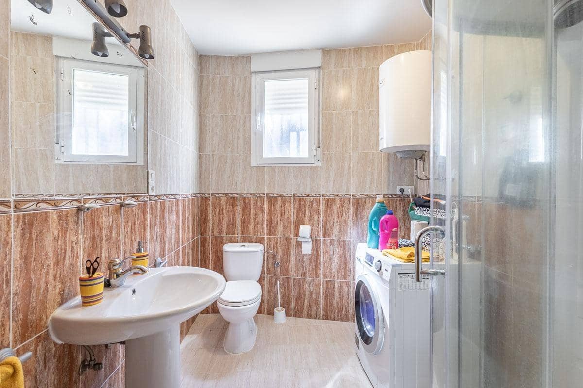 4 soveværelse Villa til salg i Fornes med garage - € 89.000 (Ref: 8907688)