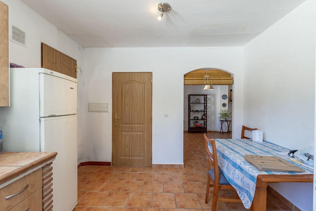 4 soveværelse Villa til salg i Fornes med garage - € 89.000 (Ref: 8907688)