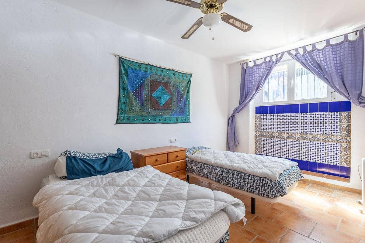 4 soveværelse Villa til salg i Fornes med garage - € 89.000 (Ref: 8907688)