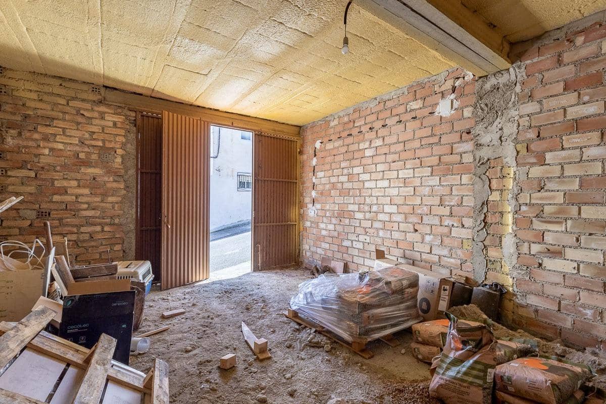 4 soveværelse Villa til salg i Fornes med garage - € 89.000 (Ref: 8907688)