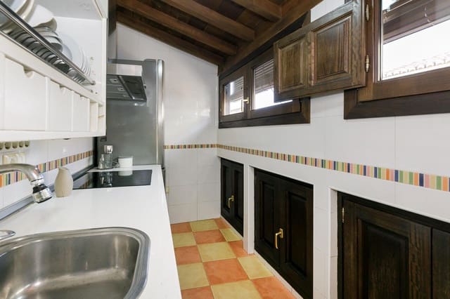 3 bedroom Penthouse for sale in Granada city - € 359,000 (Ref: 8929214)