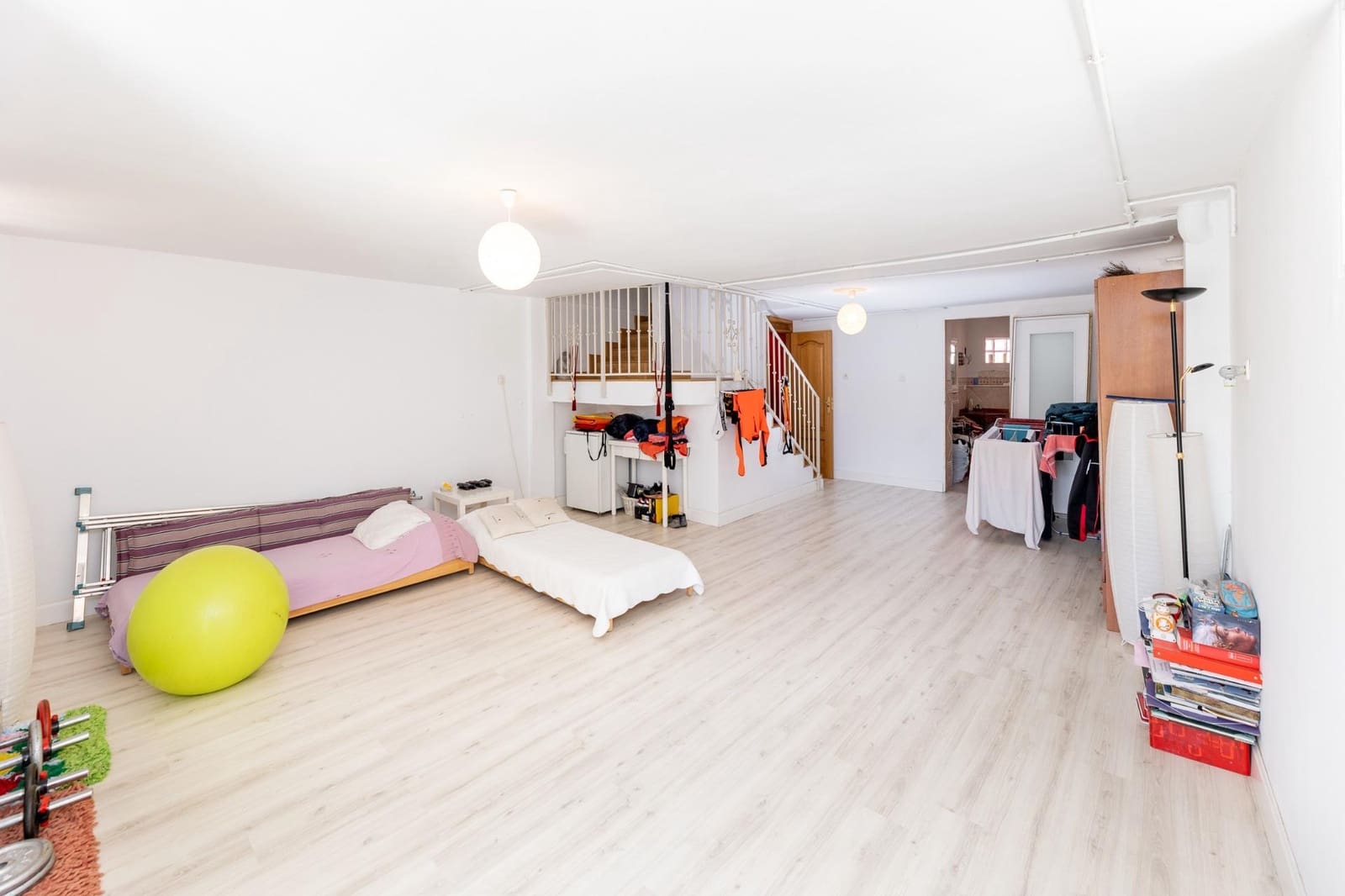 3 soveværelse Villa til salg i Granada by med swimmingpool garage - € 555.000 (Ref: 8929219)