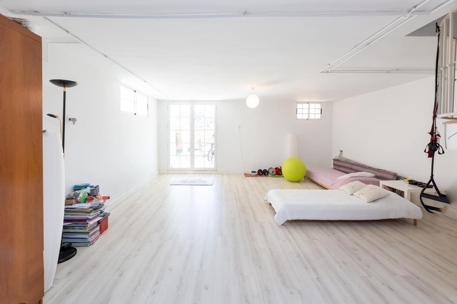 3 soveværelse Villa til salg i Granada by med swimmingpool garage - € 555.000 (Ref: 8929219)