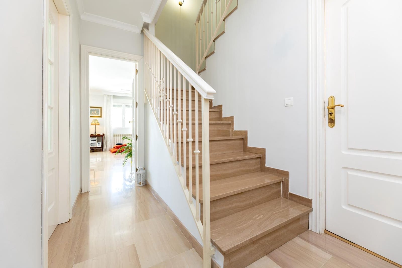 3 soveværelse Villa til salg i Granada by med swimmingpool garage - € 555.000 (Ref: 8929219)