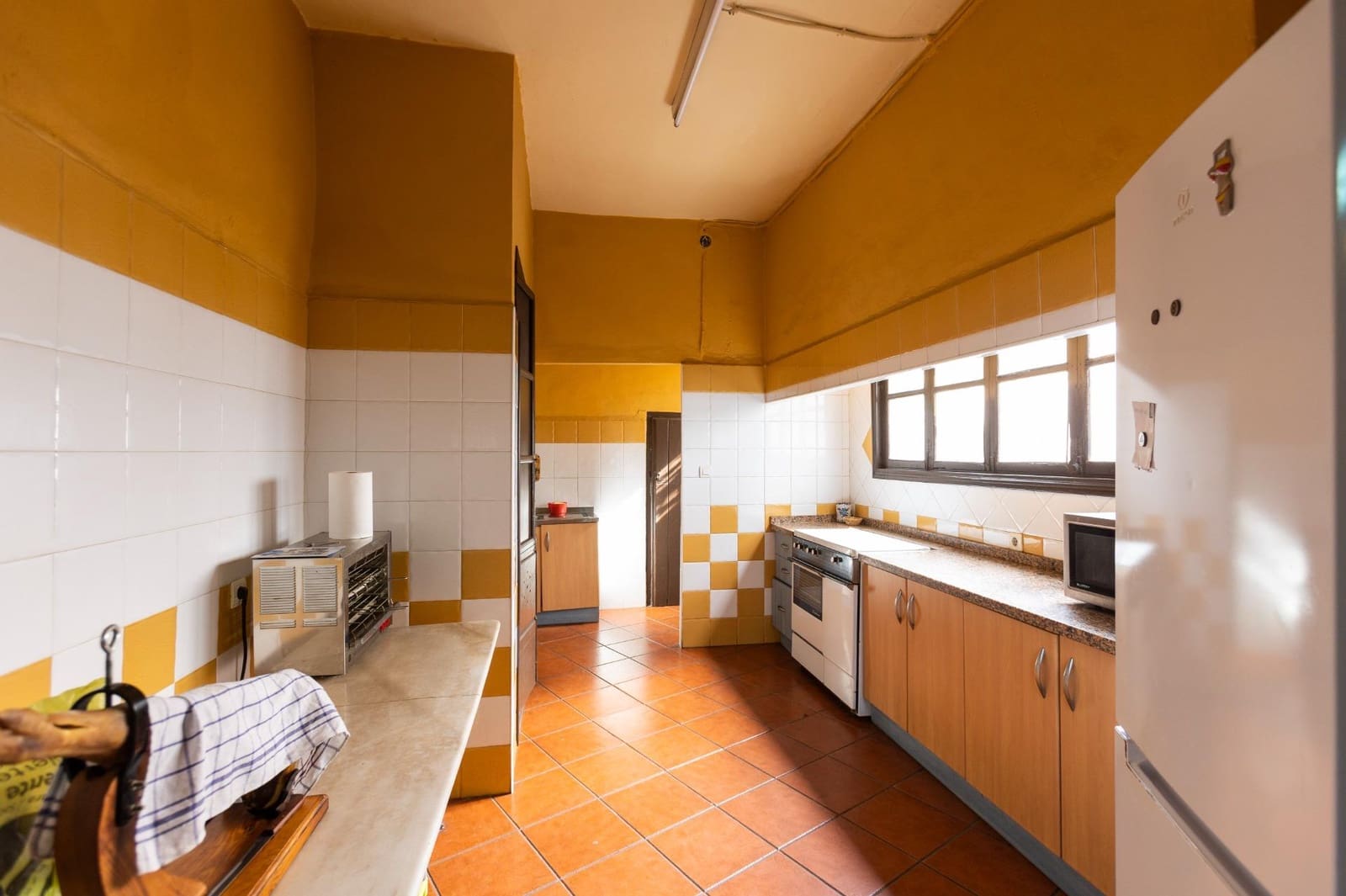 13 soveværelse Erhverv til salg i Salobrena - € 650.000 (Ref: 8935236)