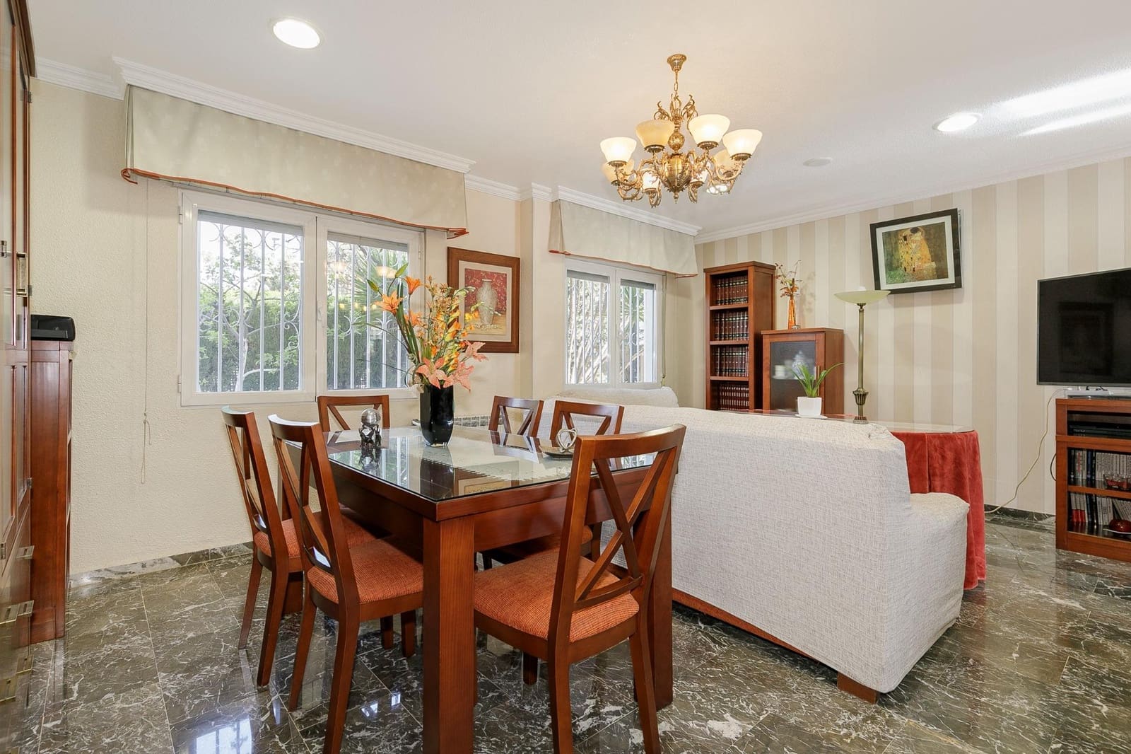 4 quarto Moradia para venda em Peligros - 750 000 € (Ref: 8943947)