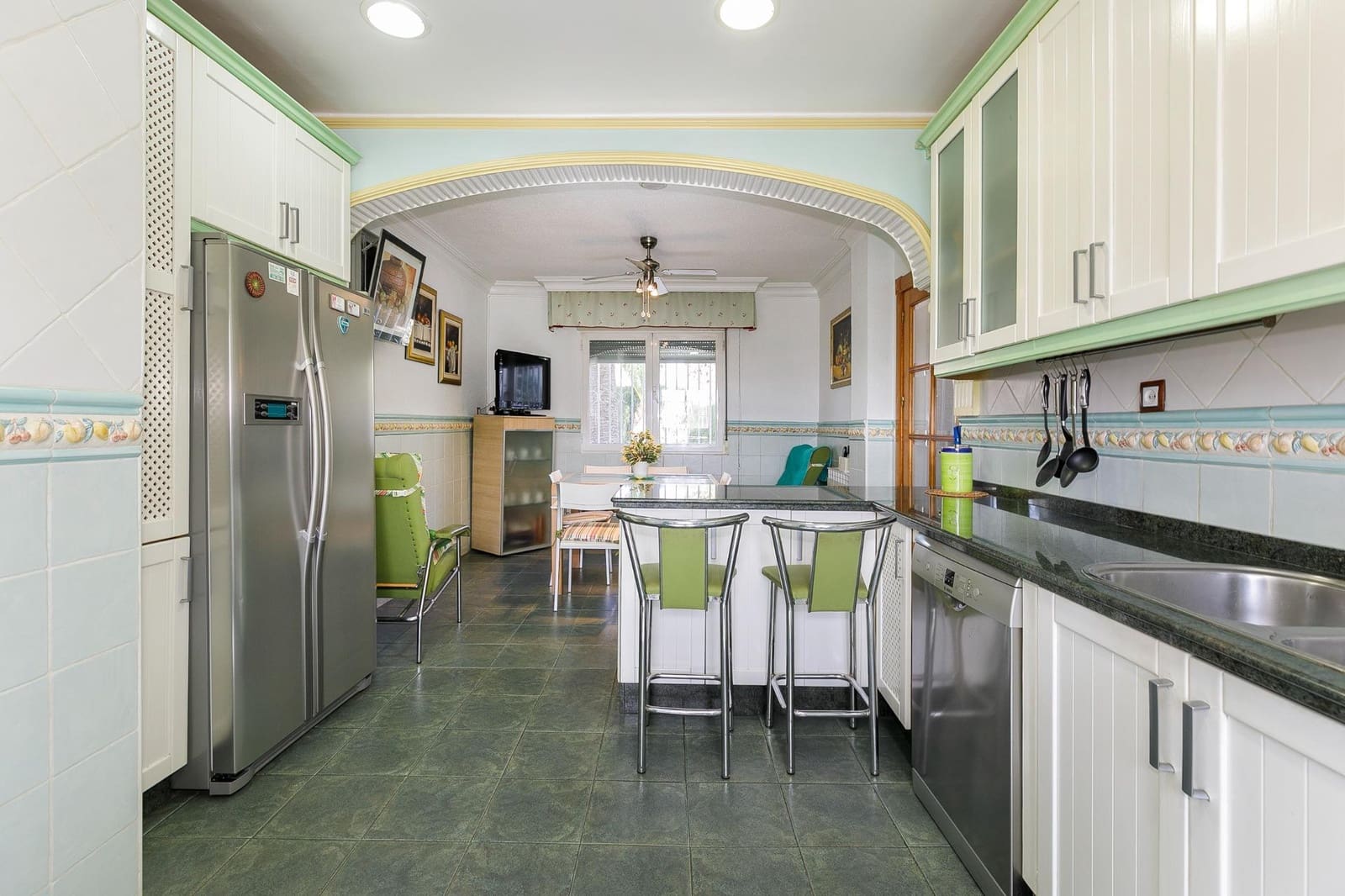 4 quarto Moradia para venda em Peligros - 750 000 € (Ref: 8943947)