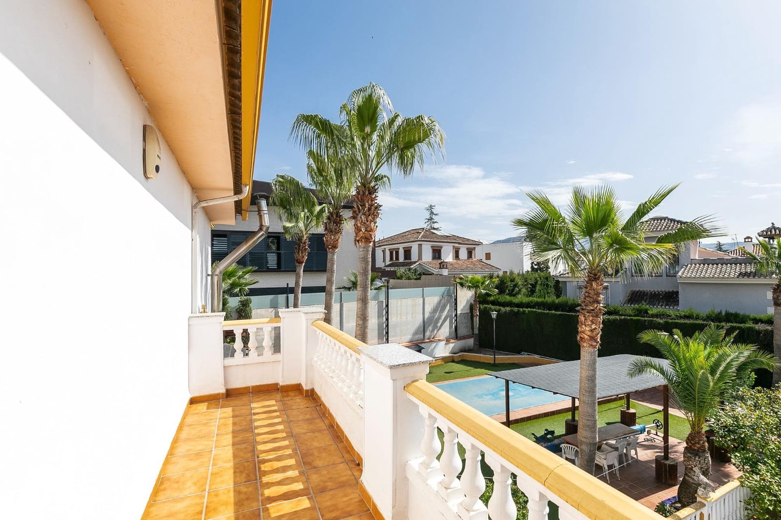 4 quarto Moradia para venda em Peligros - 750 000 € (Ref: 8943947)