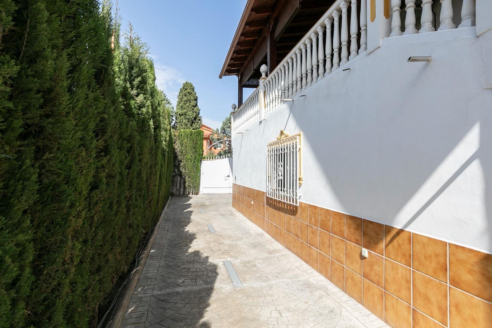 4 quarto Moradia para venda em Peligros - 750 000 € (Ref: 8943947)