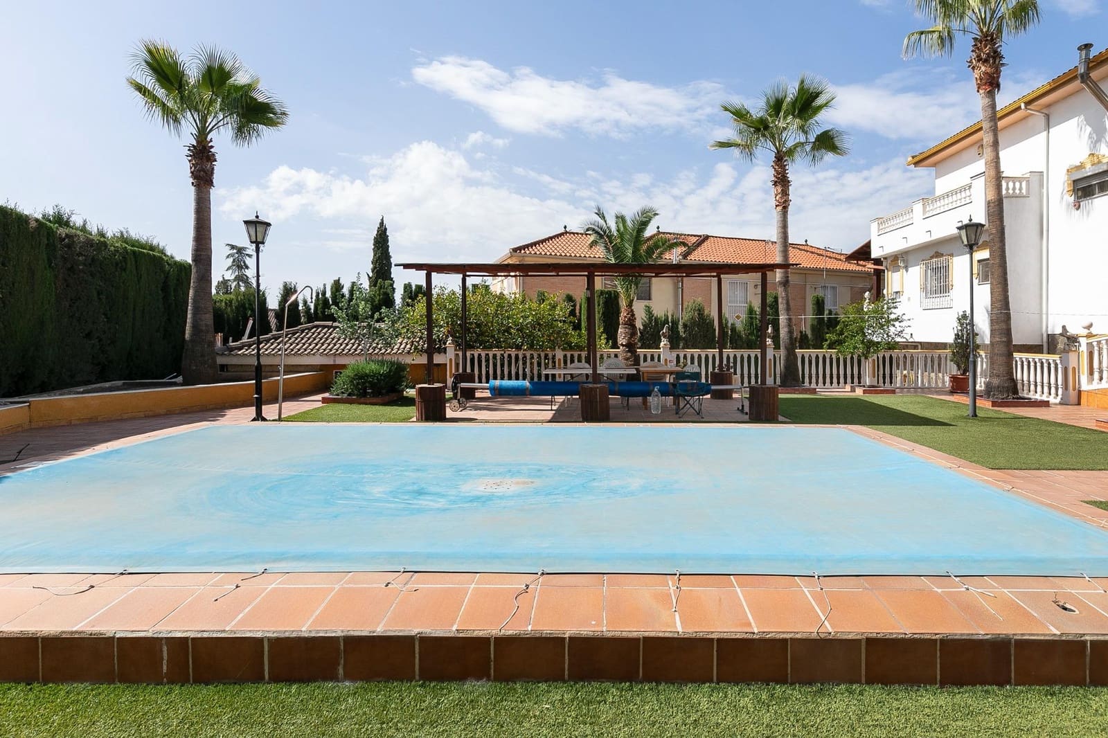 4 quarto Moradia para venda em Peligros - 750 000 € (Ref: 8943947)