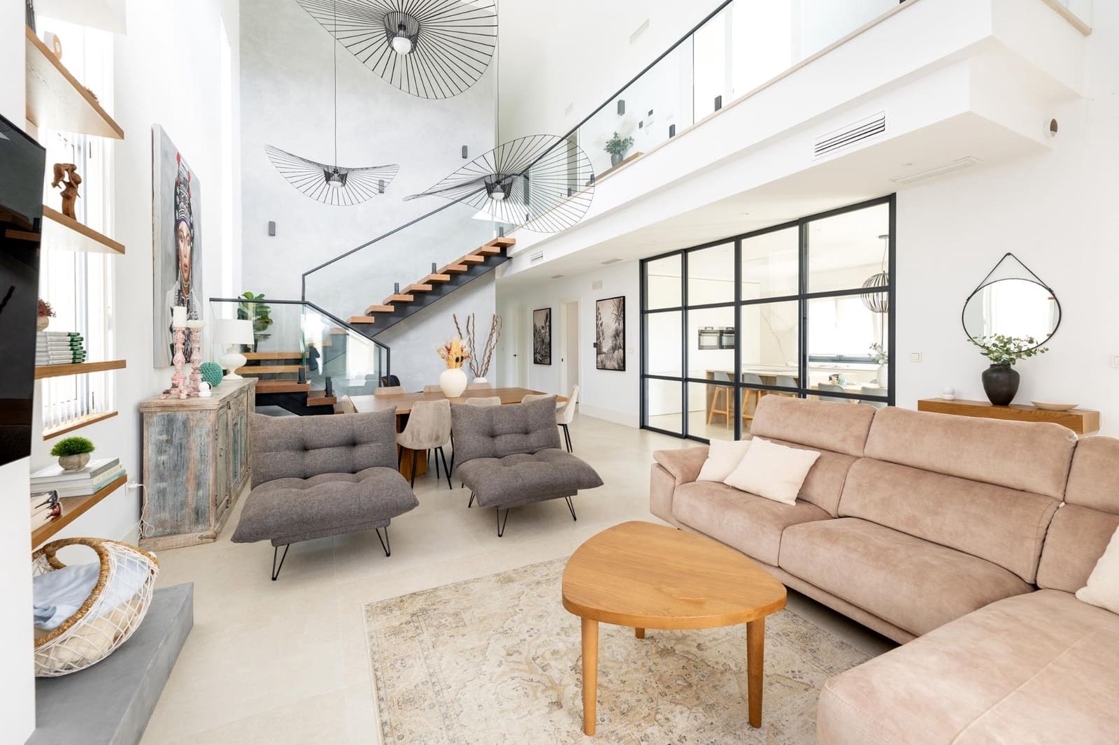 7 soveværelse Villa til salg i Peligros med swimmingpool garage - € 890.000 (Ref: 8946640)