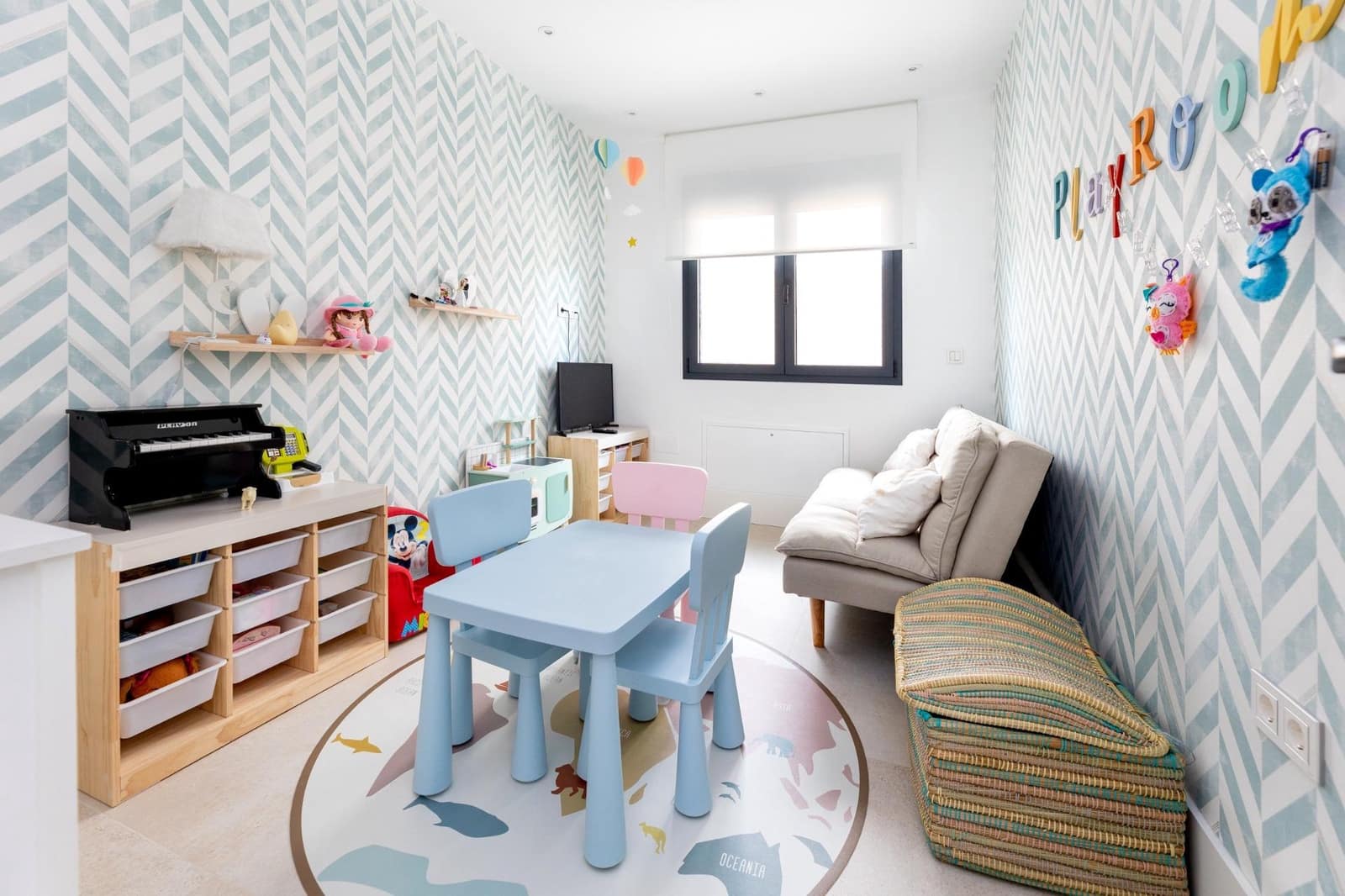 7 soveværelse Villa til salg i Peligros med swimmingpool garage - € 890.000 (Ref: 8946640)