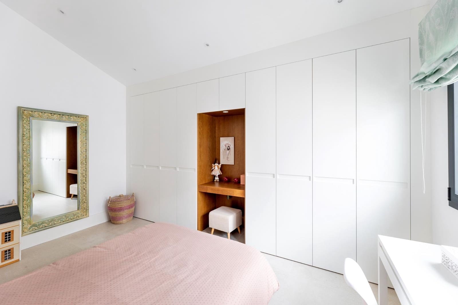 7 soveværelse Villa til salg i Peligros med swimmingpool garage - € 890.000 (Ref: 8946640)