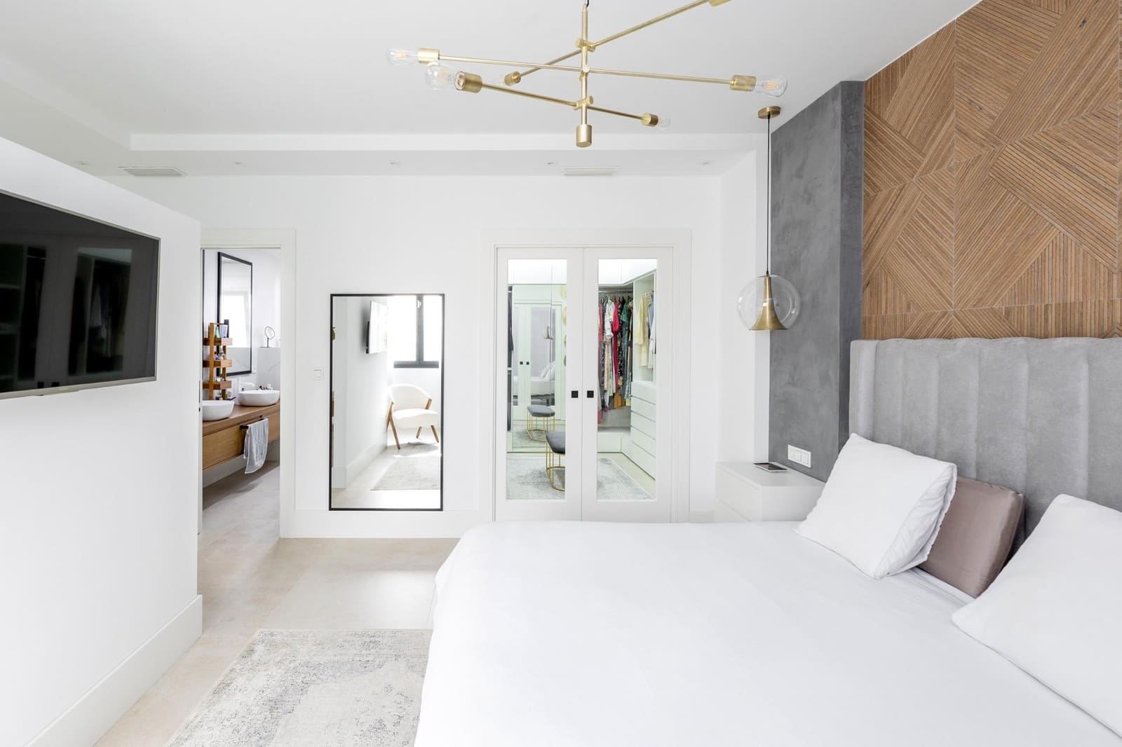 7 soveværelse Villa til salg i Peligros med swimmingpool garage - € 890.000 (Ref: 8946640)