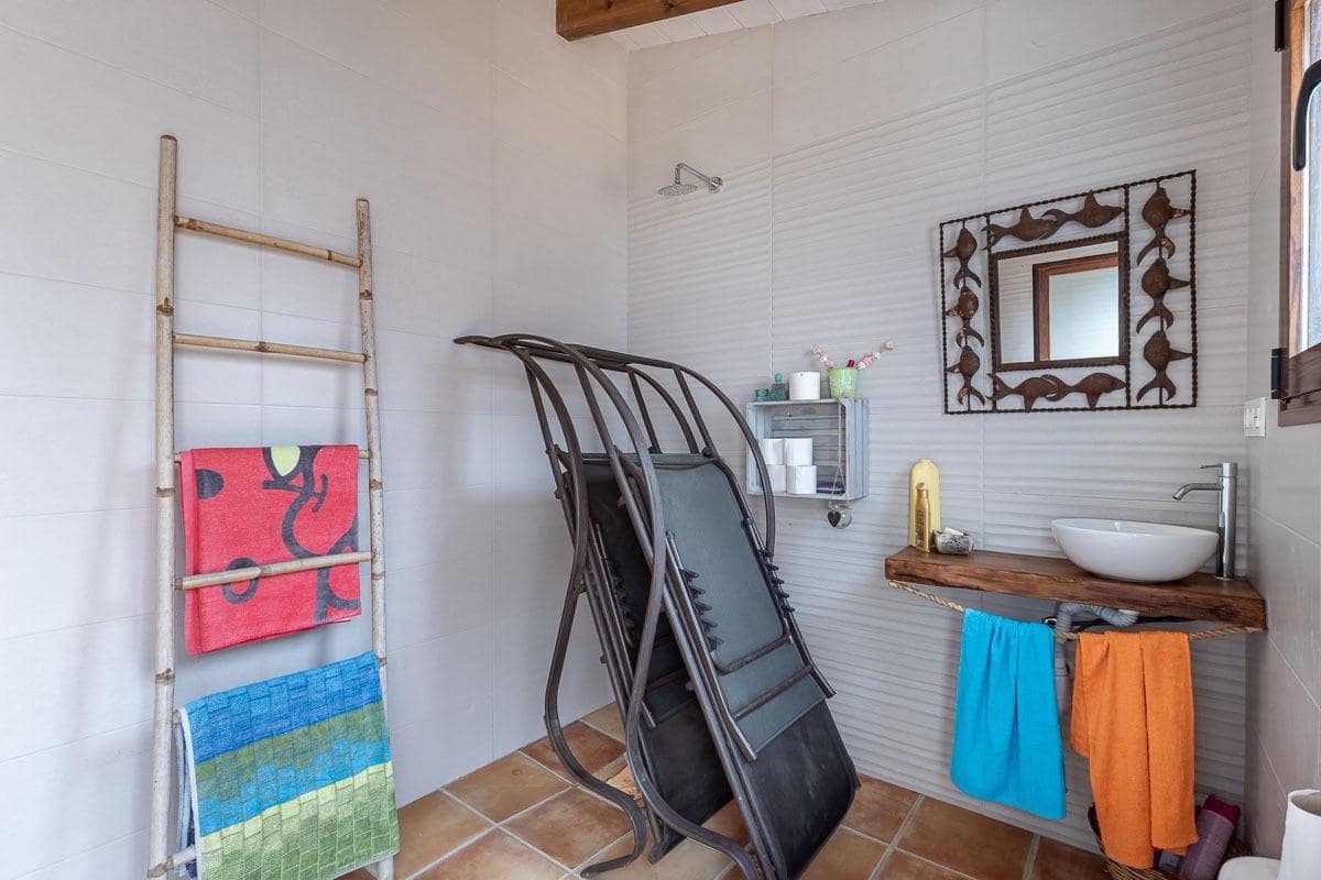 4 soveværelse Finca/Landehus til salg i Moraleda de Zafayona med swimmingpool garage - € 489.000 (Ref: 8946641)