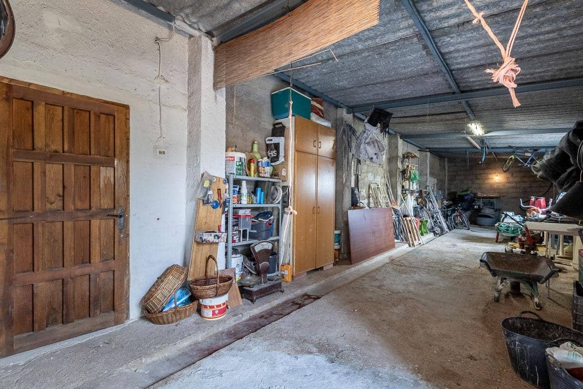 4 soveværelse Finca/Landehus til salg i Moraleda de Zafayona med swimmingpool garage - € 489.000 (Ref: 8946641)