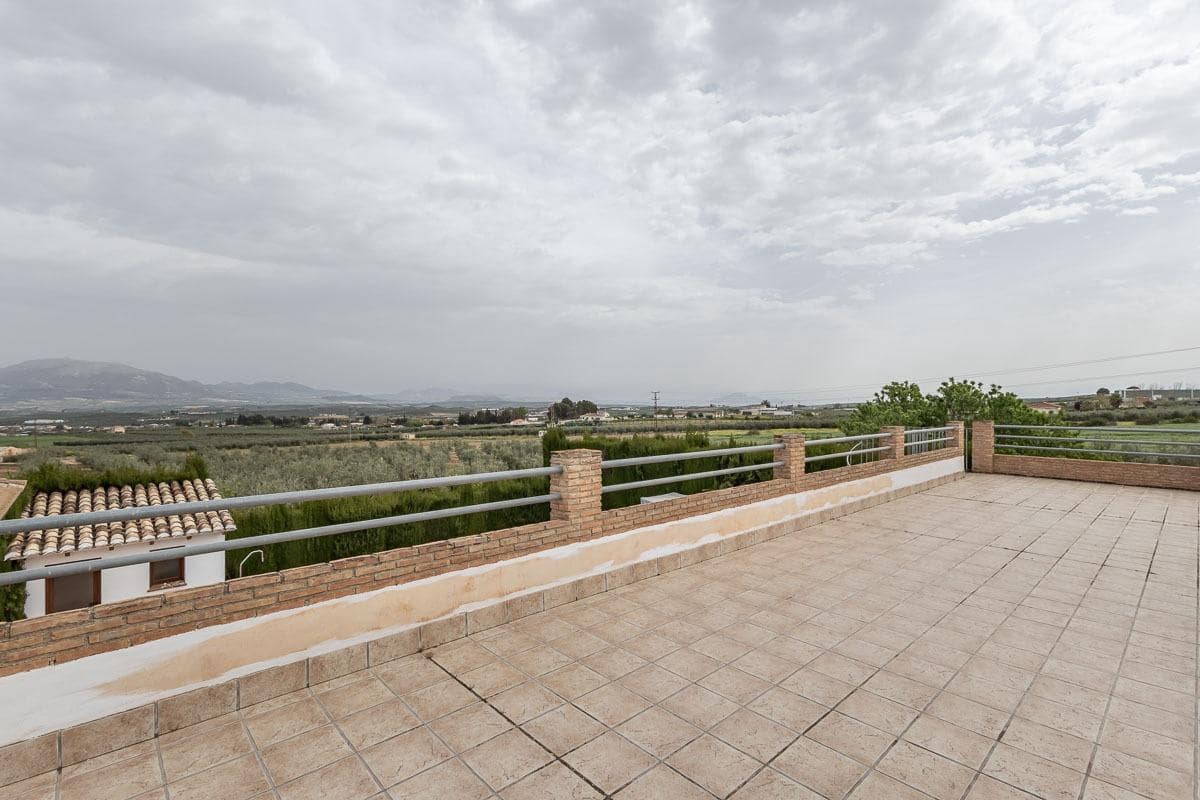 4 soveværelse Finca/Landehus til salg i Moraleda de Zafayona med swimmingpool garage - € 489.000 (Ref: 8946641)