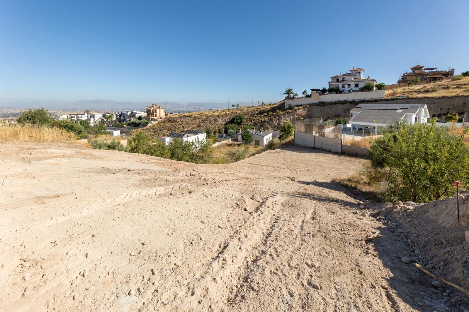 Grunde uden byggetilladelser til salg i La Zubia - € 85.000 (Ref: 8946645)