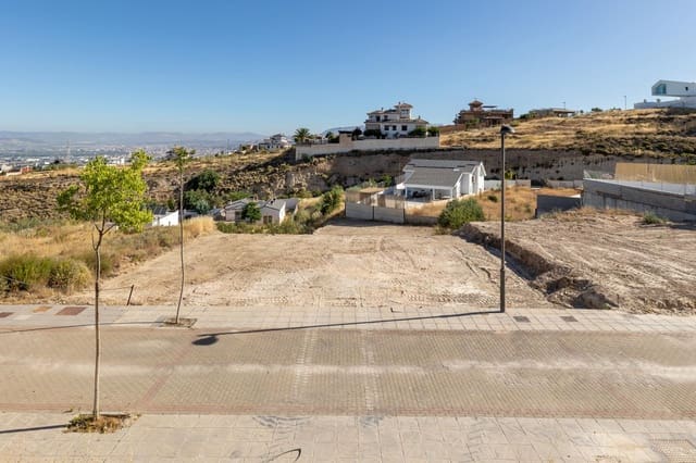 Grunde uden byggetilladelser til salg i La Zubia - € 85.000 (Ref: 8946645)