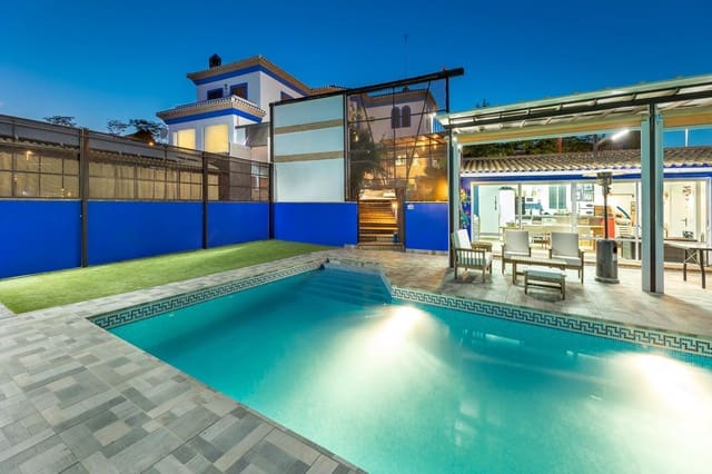 4 Zimmer Villa zu verkaufen in Las Gabias mit Pool - 595.000 € (Ref: 8957160)