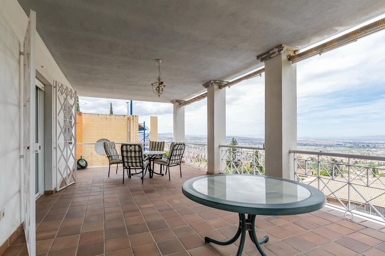 8 soverom Villa til salgs i Monachil - € 398 000 (Ref: 8972521)