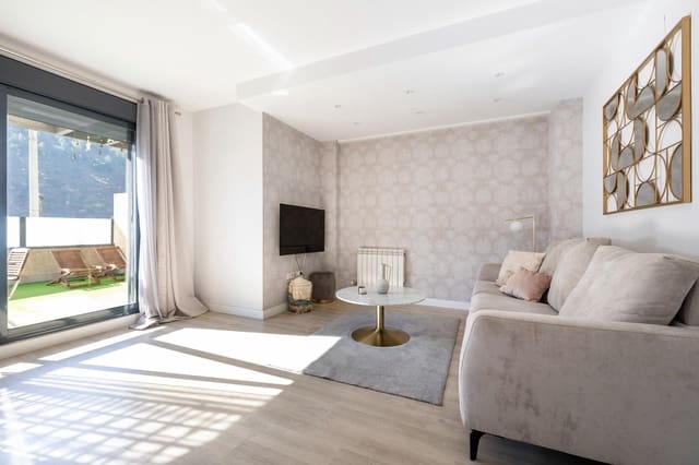 4 soverom Villa til salgs i Carretera de la Sierra, Granada by med garasje - € 484 000 (Ref: 9014193)