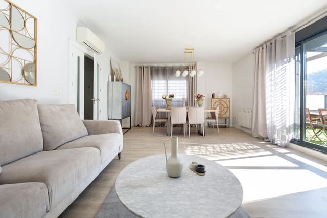 4 soverom Villa til salgs i Carretera de la Sierra, Granada by med garasje - € 484 000 (Ref: 9014193)