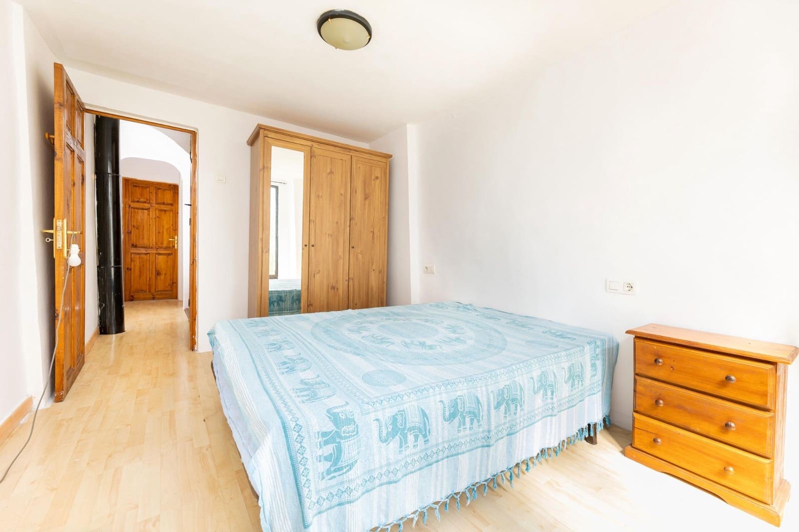 2 soveværelse Rækkehus til salg i Granada by - € 225.000 (Ref: 9026864)