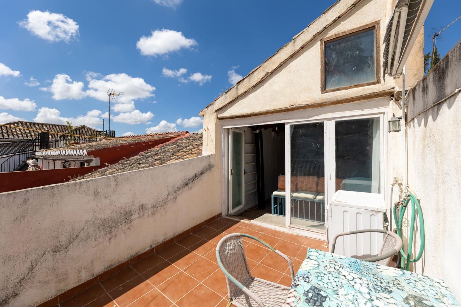 2 soveværelse Rækkehus til salg i Granada by - € 225.000 (Ref: 9026864)