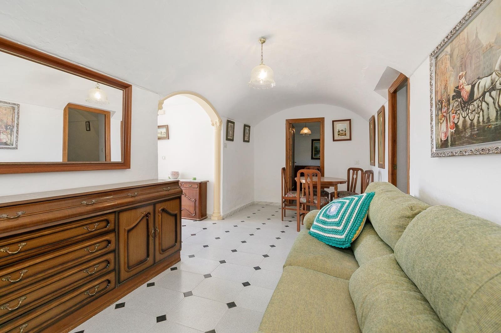 10 soveværelse Hulehus til salg i Castillejar med garage - € 95.000 (Ref: 9029947)