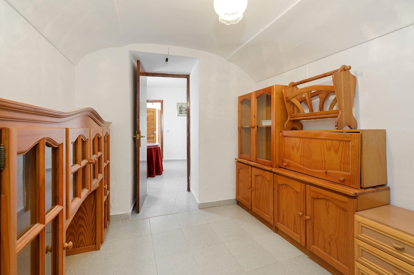 10 soveværelse Hulehus til salg i Castillejar med garage - € 95.000 (Ref: 9029947)