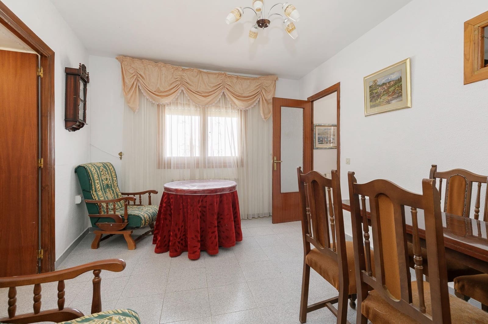 10 soveværelse Hulehus til salg i Castillejar med garage - € 95.000 (Ref: 9029947)