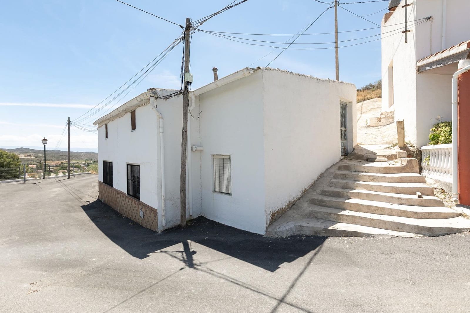 10 soveværelse Hulehus til salg i Castillejar med garage - € 95.000 (Ref: 9029947)