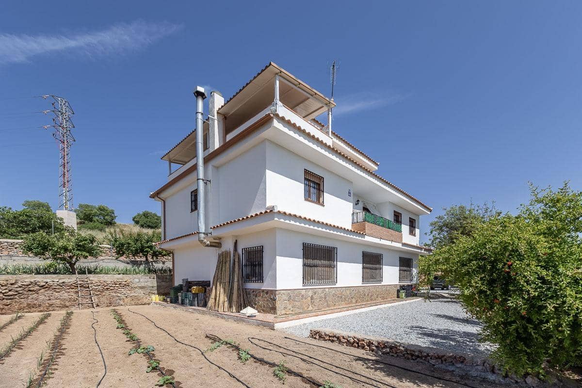 4 soveværelse Villa til salg i Jatar med garage - € 280.000 (Ref: 9034536)